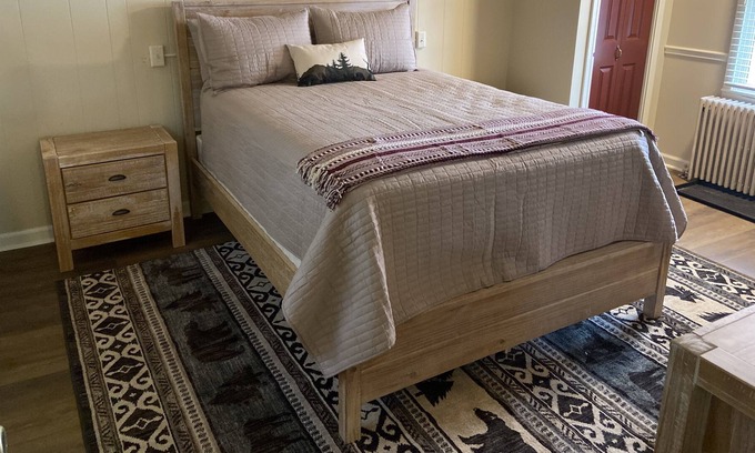 Lake Placid Cabin | Beautiful Lodging in the Heart of Lake Placid room 1/2