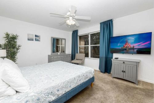 Regal Palms House | Beautiful Modern 4 Bed 3 Bath Townhome