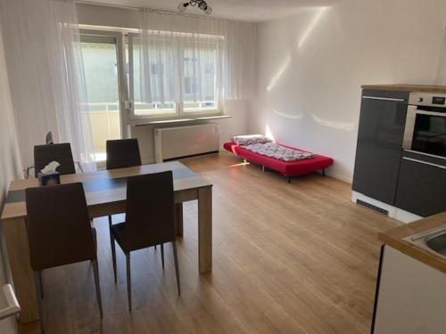 Goeppingen Apartment | Beautiful, newly renovated apartment for 2-3 people