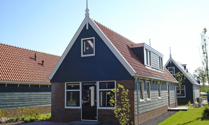 Graft House | Beautiful private villa for 6 people with WIFI, TV and terrace