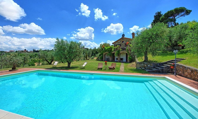 Lucignano Villa | Beautiful private villa for 12 people with WIFI, A/C, private pool, TV, patio and panoramic view