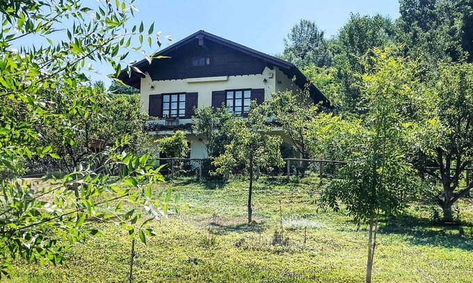 Asti House | Beautiful private villa for 6 people with WIFI, A/C, TV and terrace