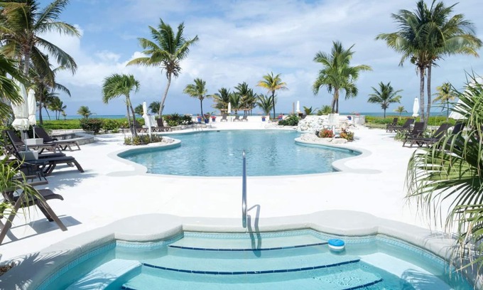 Wheeland Settlement Condo | Beautiful upgraded 1 bdrm & sofa bed stunning views , pool hot tub , 2nd floor,