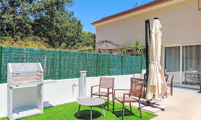Villanova d'Albenga House | Beautiful villa for 4 people with A/C, WIFI, TV, patio and pets allowed