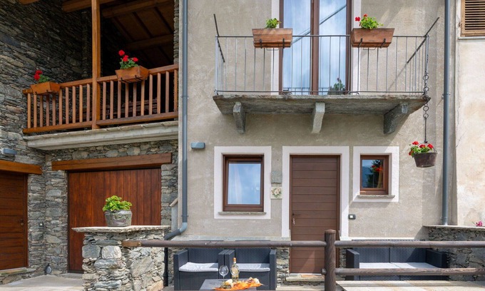 Roburent House | Beautiful villa for 5 guests with WIFI, TV and terrace