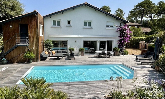 Le Canon House | Beautiful villa with heated pool