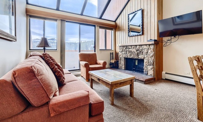 Peak 9 Condo | Beaver Run Overlook