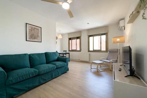 Sant Adria de Besos Apartment | Bed&BCN Forum II