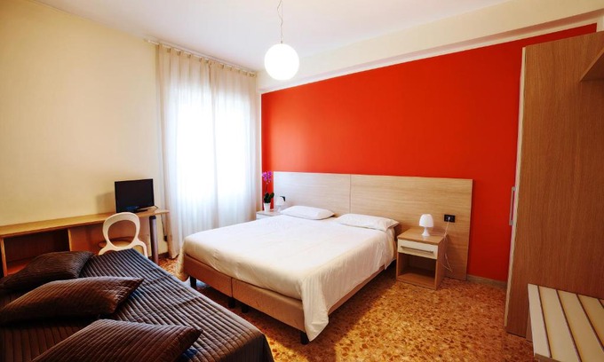 Tor di Quinto Bed & Breakfast | Bed & Breakfast Corso Di Francia