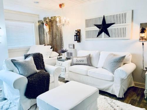 Banner Elk Apartment | Beech Mtn Studio Retreat! Ski, Hike & Sip Nearby