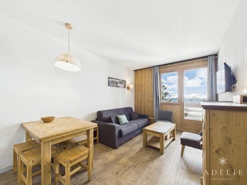 La Rosiere Apartment | Bel Appartement Rénové avec Balcon - Ski aux Pieds, 5 Pers., Près des Commerces - FR-1-398-547