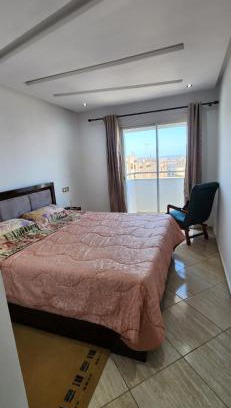 Sale Apartment | Bel et spacieux appartement de 3 chambres et salon à louer à Salé Tabriquet