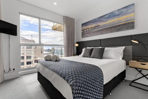 Glenelg Apartment | Belle Escapes - Wine Down at The Pier