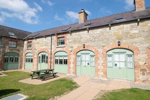 Enniskillen House | Belle Isle Castle and Cottages