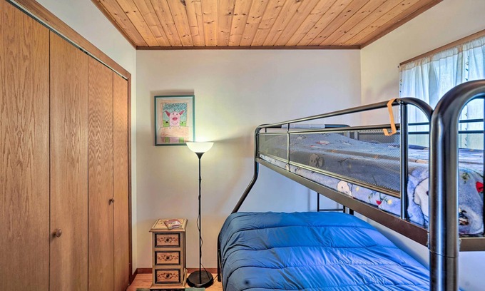 Otis House | Berkshires Cabin 2 Mi to Appalachian Trail!