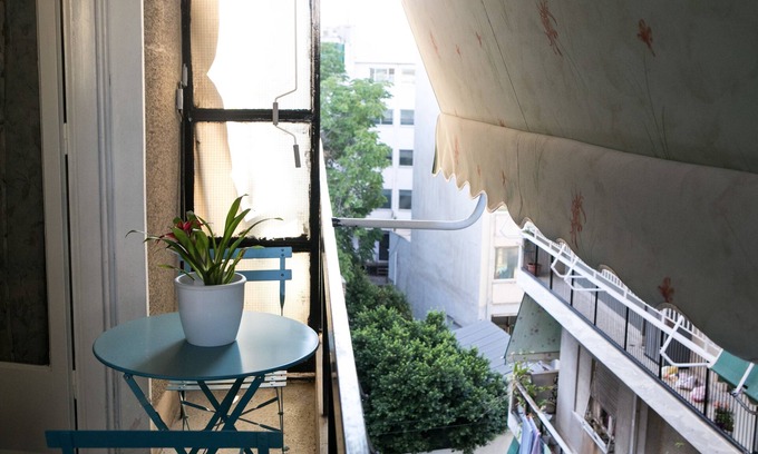 Attiki Apartment | Best House Larisis Metro Athens