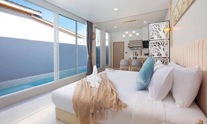 Chalong Hotel | Best Time Pool Suites