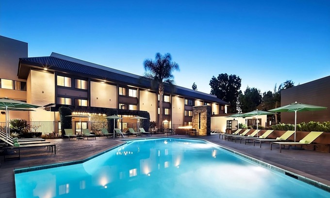 Milpitas Hotel | Best Value, Quality Stay! with Outdoor Pool, Close to Pinewood Park!