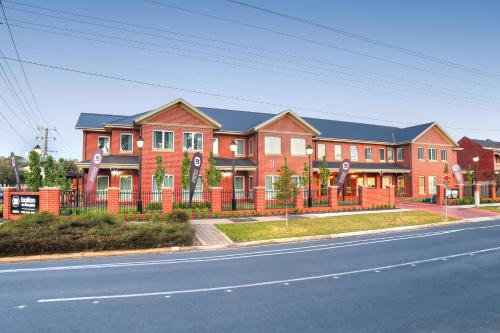 Wagga Wagga Hotel | Best Western Plus Bolton on the Park