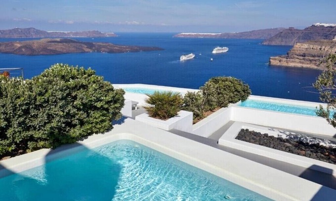 Megalochori Apartment | BH467 - C - Suite Santorini