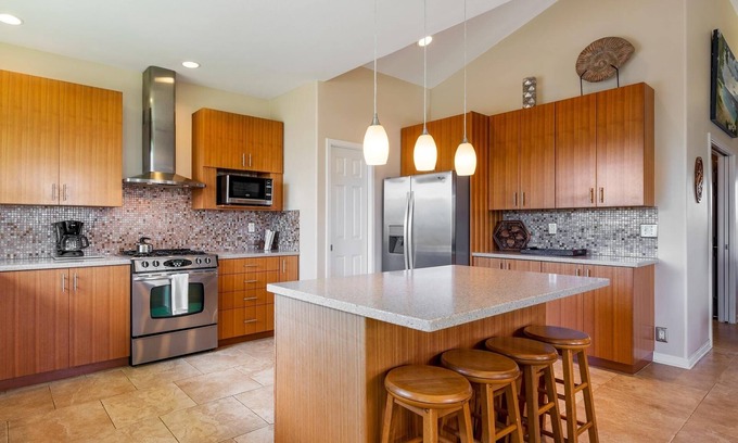Bluffs House | Big Island Awamoa Hale 3 Bedroom Home
