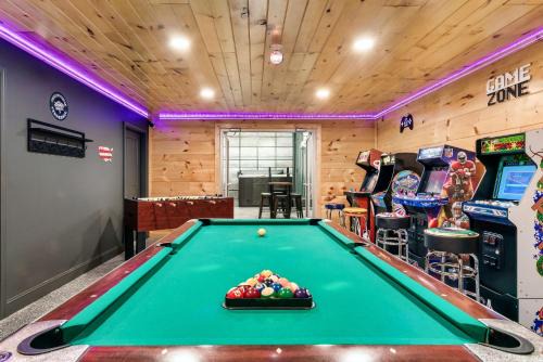 Sevierville House | Big Red Barn