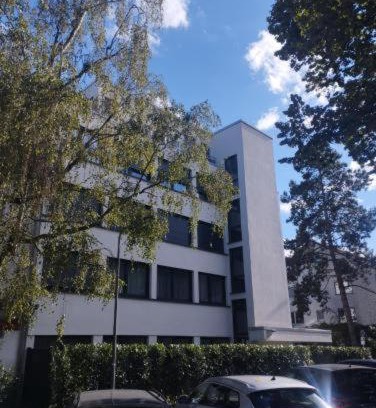 Eschersheim House | Big room for 2 pers, 9 min to trade fare, FREE parking