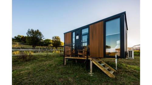 Waitoki House | Black Horse Cabin 4 by Tiny Away
