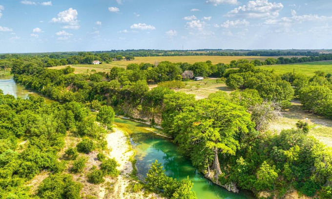 San Marcos House | Blanco River Access Five Min to Downtown San Marcos