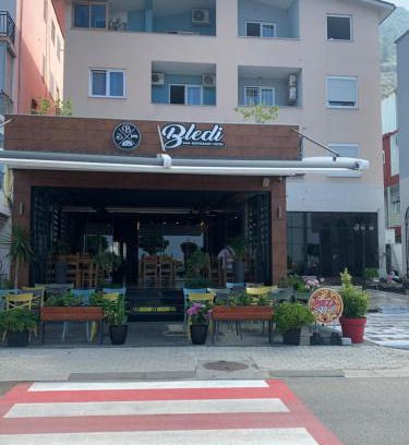 Shengjin Hotel | Bledi Hotel