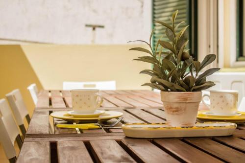 Olhao House | BLife Santya private rooms