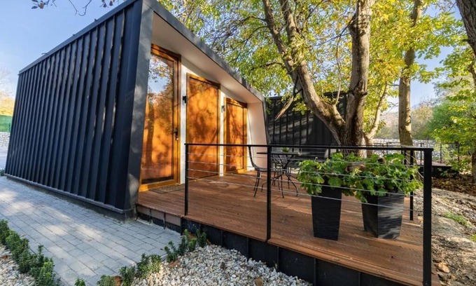 Skopje Region Apartment | Blisku do Gradot Riverfront Cabins