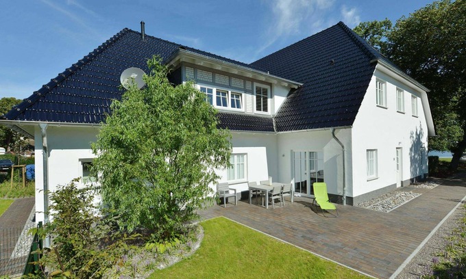 Ralswiek Apartment | Blue Haus App. 8 - Blue House