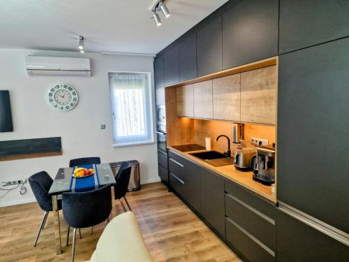 Balatonfuzfo Apartment | Blue Sapphire Apartman