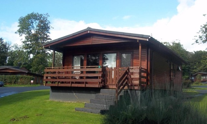 Newton Stewart House | Bluebell Lodge 5 with Hot Tub Newton Stewart