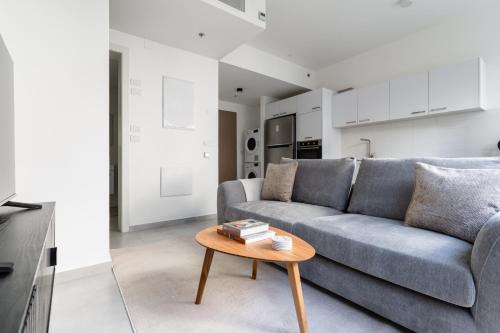 Tel Aviv Apartment | Blueground at City Center, Quiet, Parking