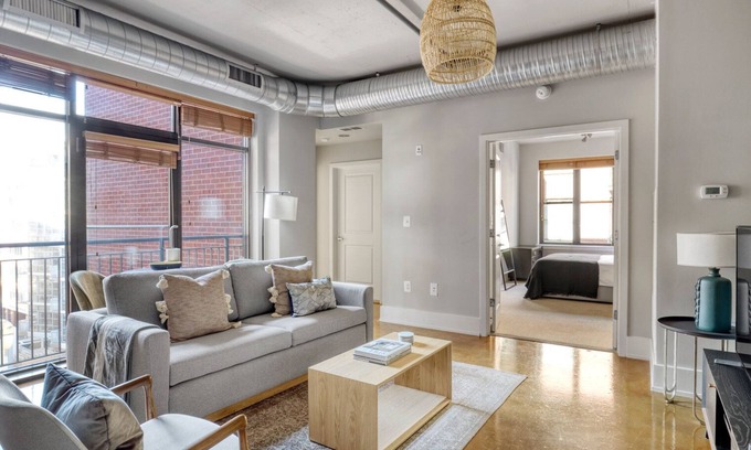 Logan Circle Apartment | Blueground | Logan Circle, rooftop, nr The White House