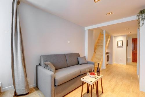 Strasbourg -Saint-Denis Apartment | Bluestay 252 - Duplex au cœur de Paris