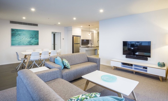 Burleigh Heads Apartment | Boardwalk Burleigh Beach