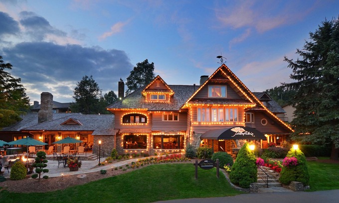 Blowing Rock Bed & Breakfast | Bob Timberlake Inn at Chetola Resort