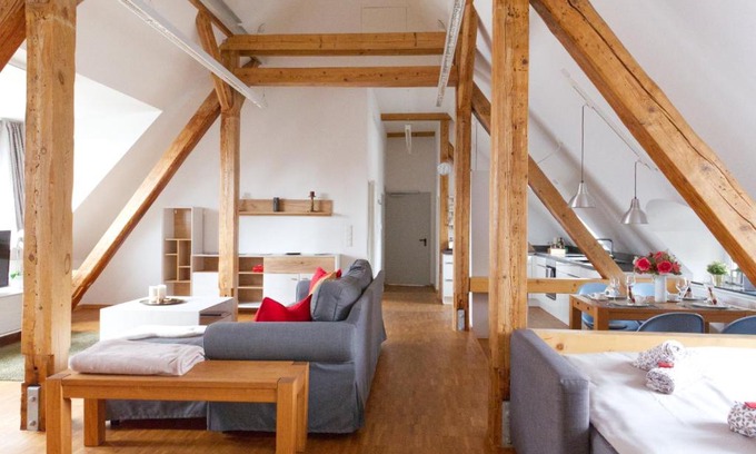 Erfurt Old Town Apartment | BohnApartments Altstadt-Loft - Wasserbett - Parkplatz - WLAN - Zentrum