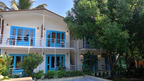 Morjim Hotel | BOHO BY THE BEACH Resort