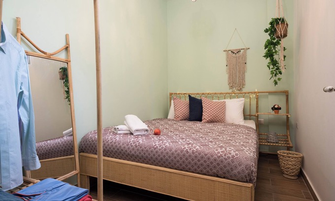 Mar Mikhael Apartment | Boho-Chic 2BR - Apt & Balcony