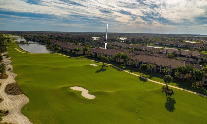 Bonita Springs Condo | Bonita National - First Floor Condo with golf!