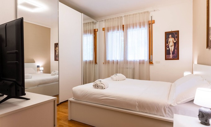 Aurelio Apartment | Bonum Vitae in Rome With 1 Bedrooms and 1 Bathrooms