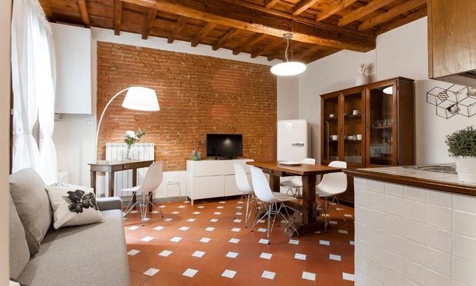 Sant' Ambrogio Apartment | Borgo Pinti Apartment