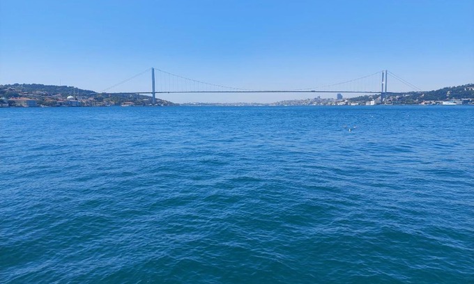 Cengelkoy Mahallesi Villa | BOSPHORUS MANSION WILL AMAZE YOU w/ PRIVATE DUCK