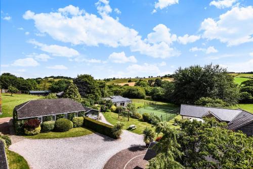 Liverton House | Bow Cottage