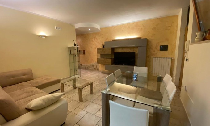 Municipio 5 House | Br Apartment