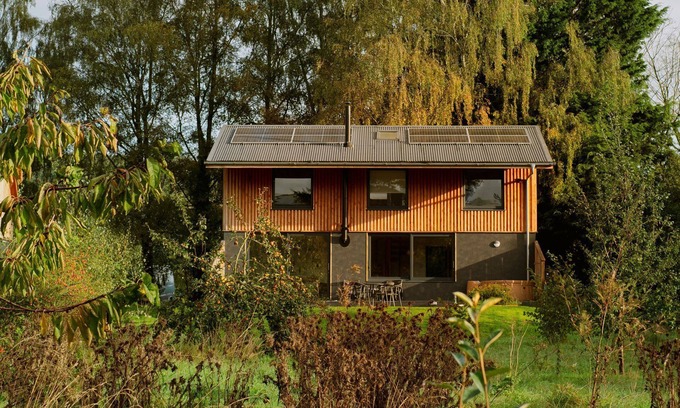 Westbrook Court Cottage | Brackenfell Lodge - Luxury Cottages